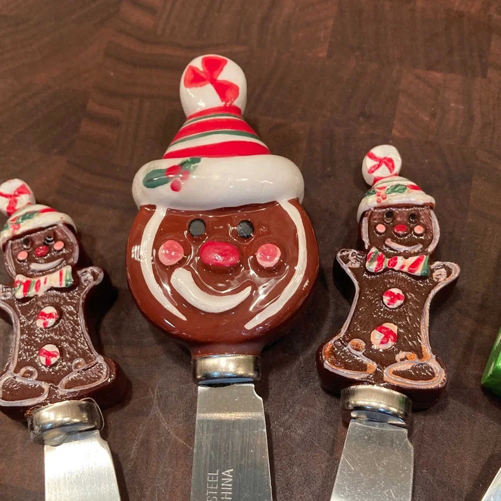 Festive Holiday Spreaders Set